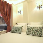 Louvre Opera Classic Chicsuites *