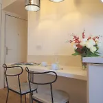 Louvre Opera Classic Chicsuites アパート *
